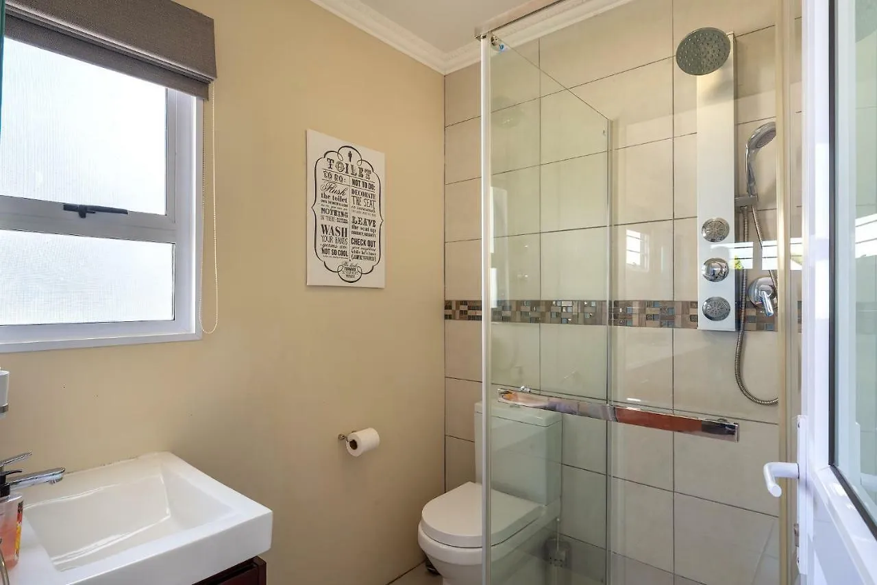 Affittacamere Pro Moni'S Guesthouse Muizenberg Sudafrica